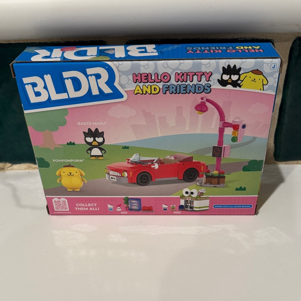 Hello Kitty Red Convertible Car Play Building Kit 145 pieces BLDR